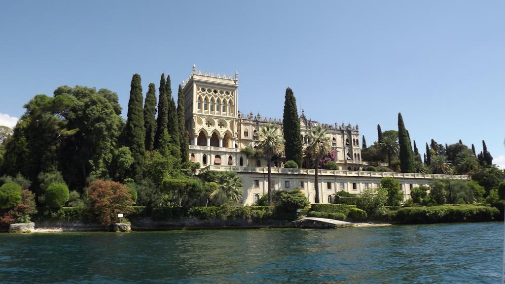 Antico Borgo B&B Con Spa - Adults Only Manerba del Garda Eksteriør bilde
