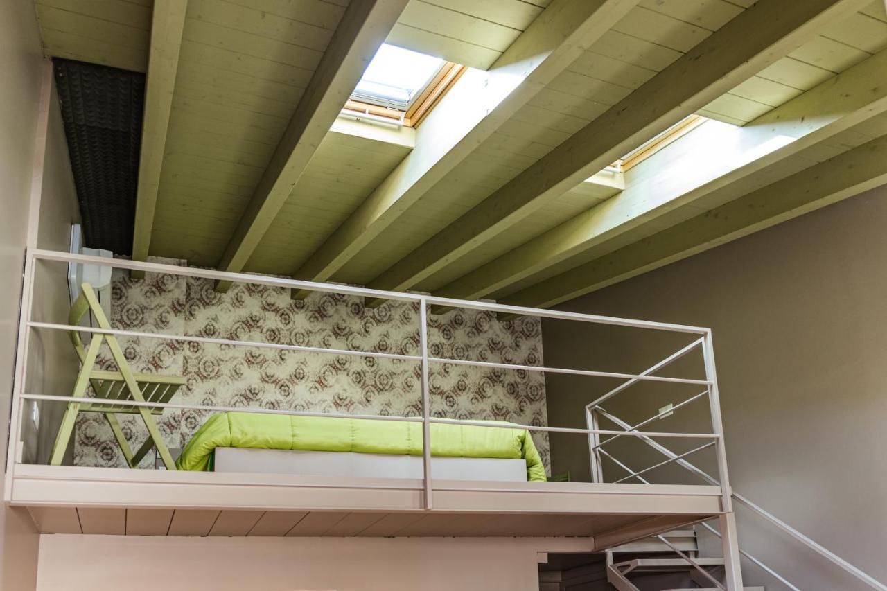 Antico Borgo B&B Con Spa - Adults Only Manerba del Garda Eksteriør bilde