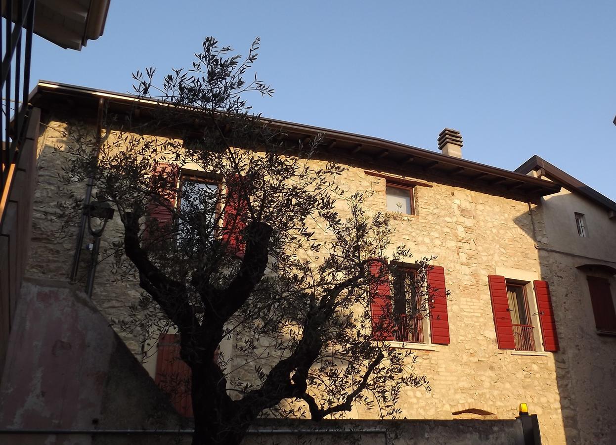 Antico Borgo B&B Con Spa - Adults Only Manerba del Garda Eksteriør bilde