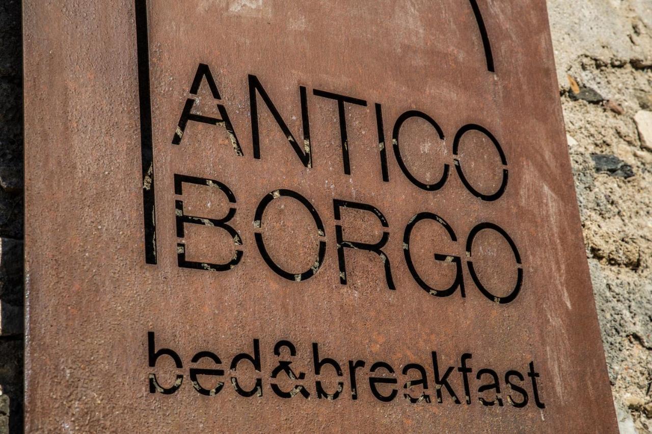 Antico Borgo B&B Con Spa - Adults Only Manerba del Garda Eksteriør bilde